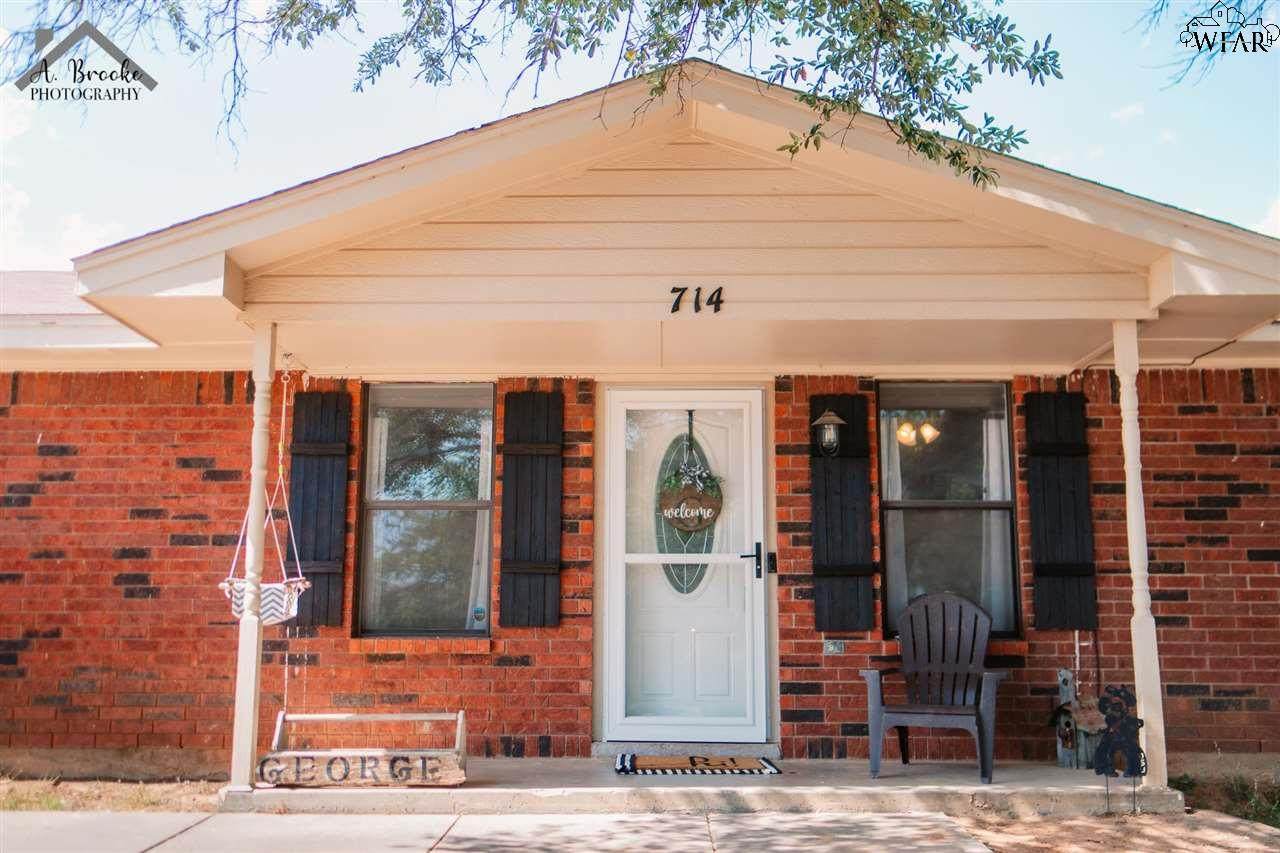 714 Louisa Avenue - Photo 1