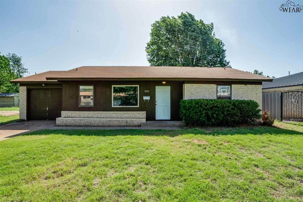 1025 Frances Street - Photo 1