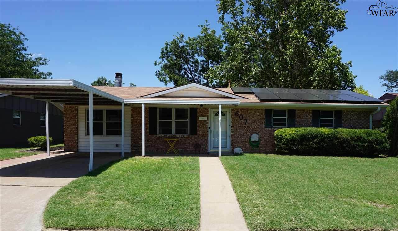 607 Hazel Drive - Photo 1