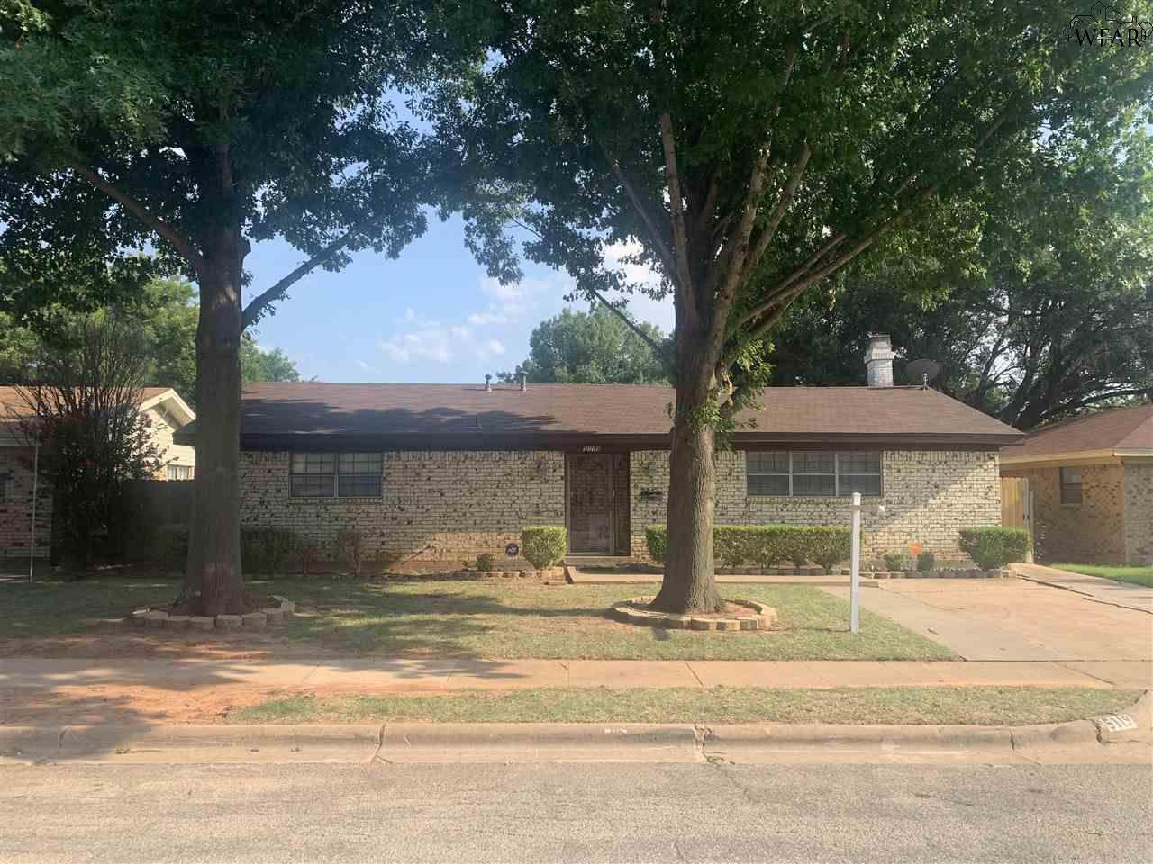 5119 Bahama Drive - Photo 1