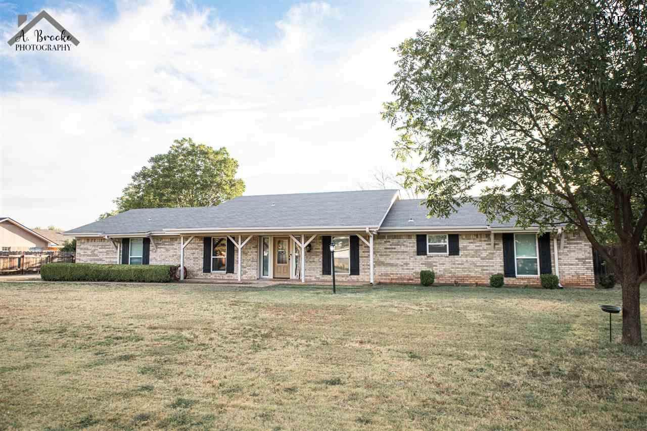 1412 Red Fox Lane - Photo 1