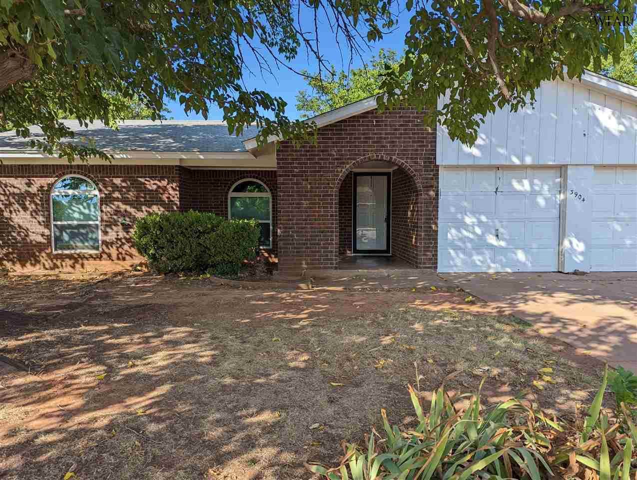 3904 Hooper Drive - Photo 1
