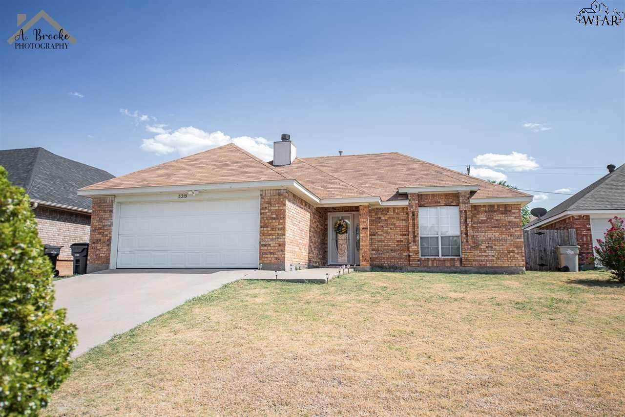 5319 Northview Drive - Photo 1