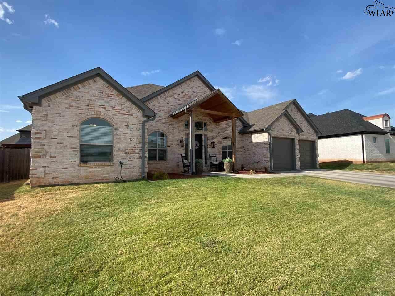 1720 Shoal Creek Drive - Photo 1