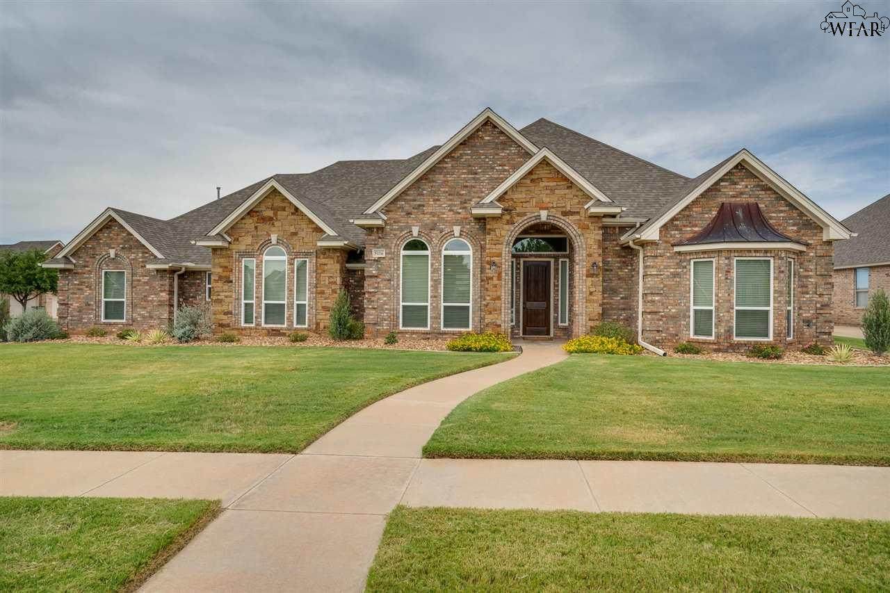 5116 Crown Ridge Drive - Photo 1