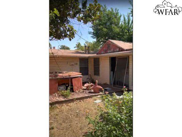2627 Bismarck Street - Photo 1