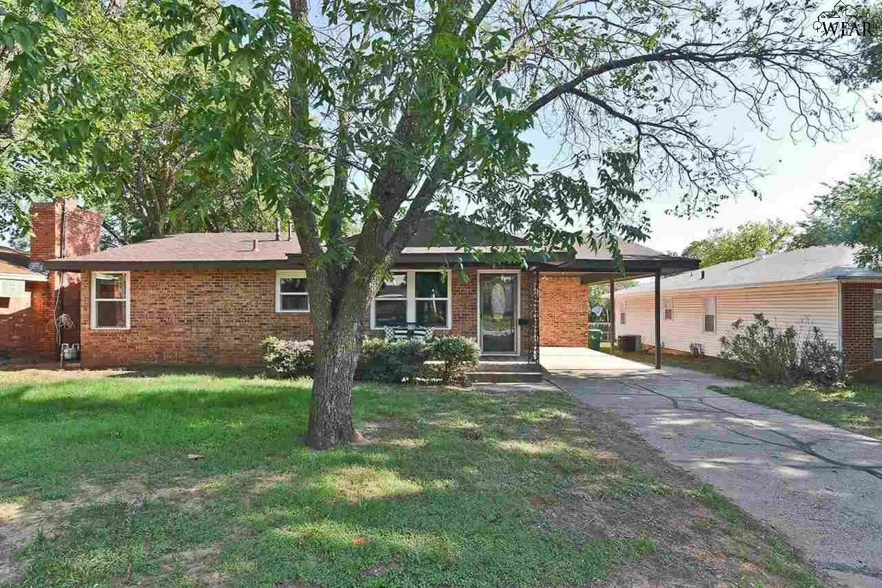 1113 Ikard Street - Photo 1