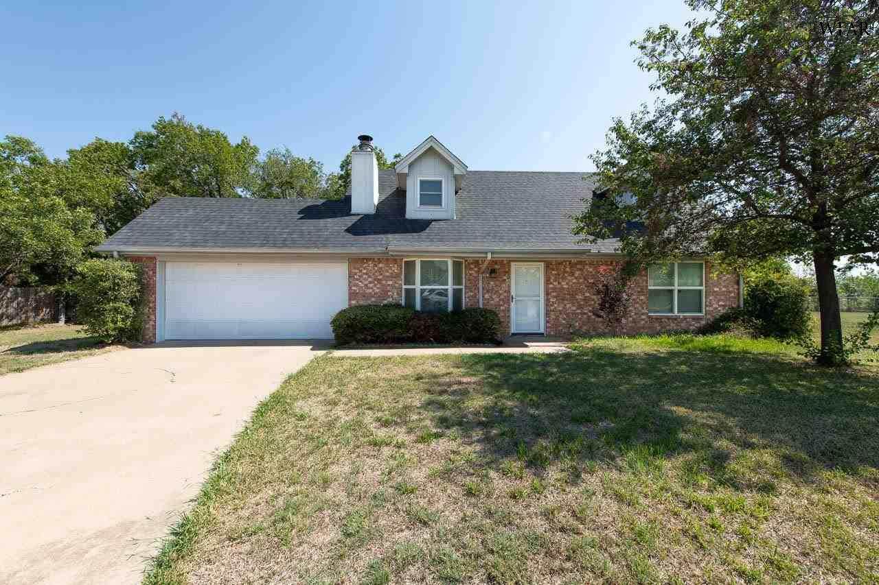 2126 Selma Drive - Photo 1