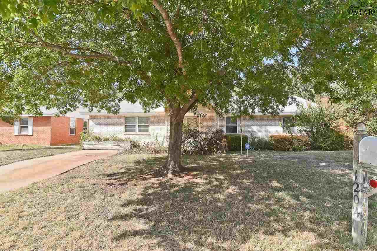 1204 Glendora Drive - Photo 1