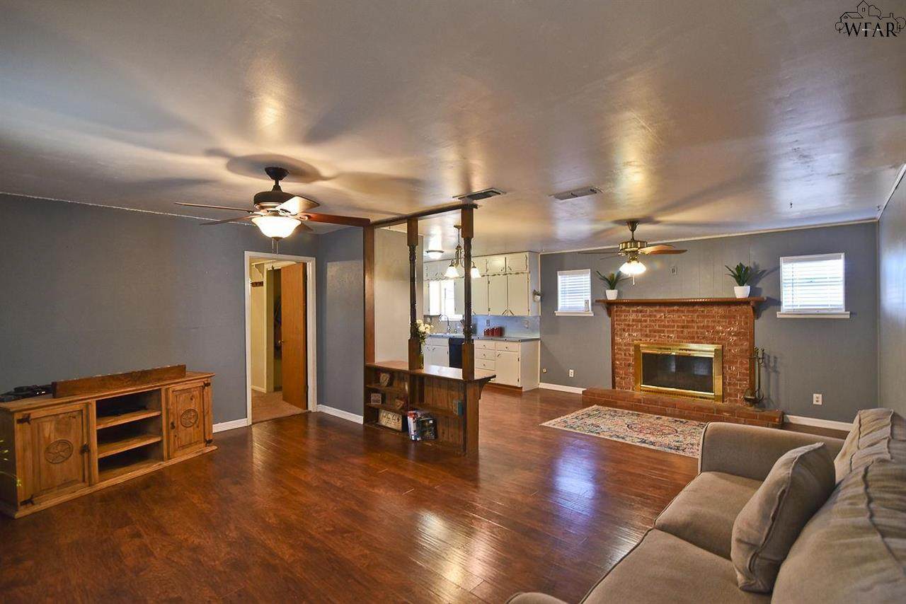 107 South Street - Photo 1
