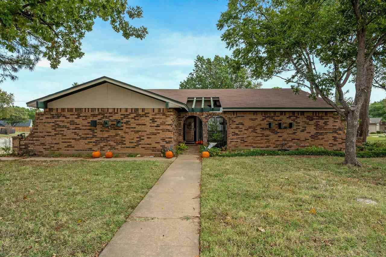 4901 Reginald Drive - Photo 1