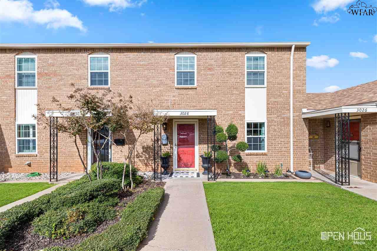 3028 Barrywood Drive - Photo 1