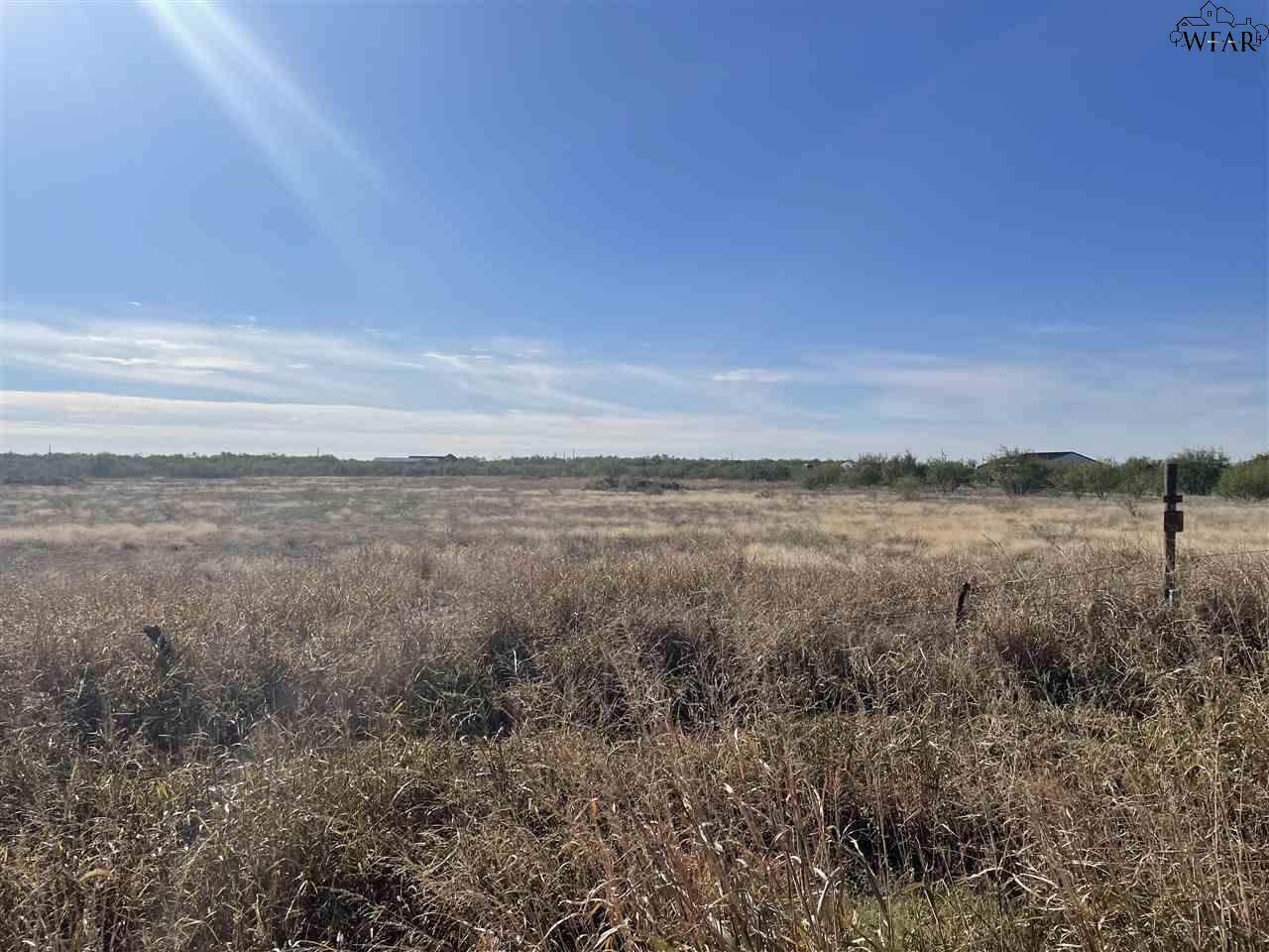20979 Fm 1954 - Photo 1