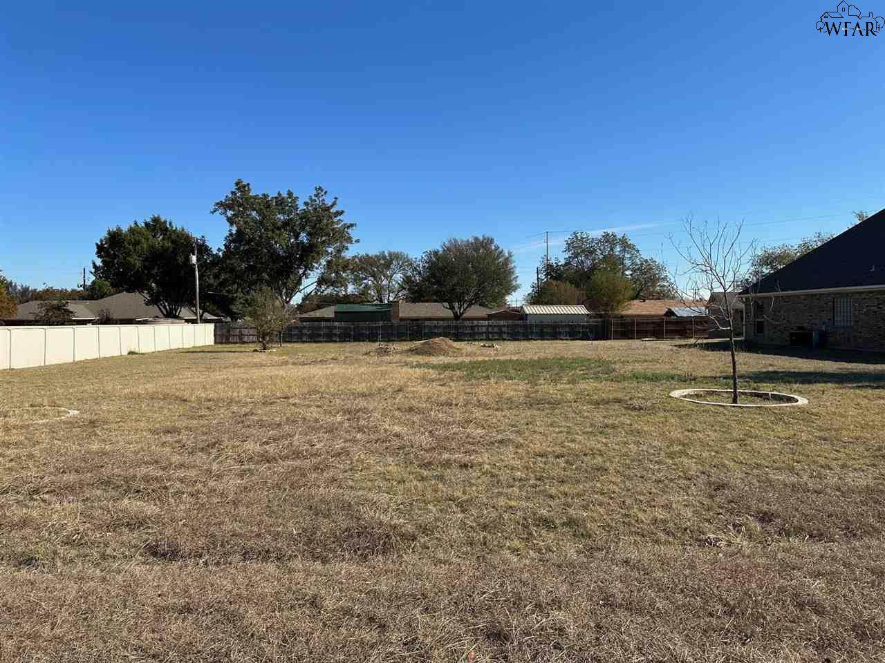 105 Chaparral Drive - Photo 1