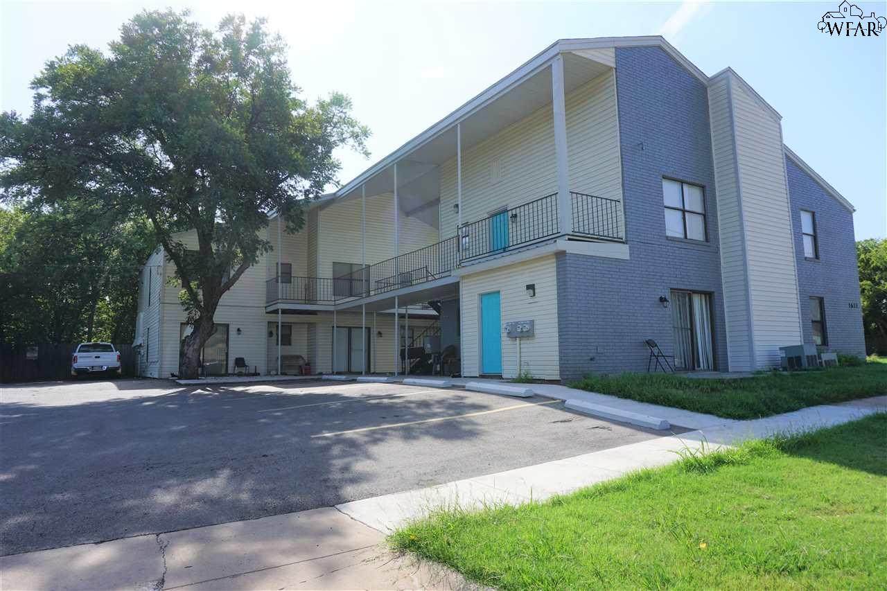 1611 Bell Street - Photo 1