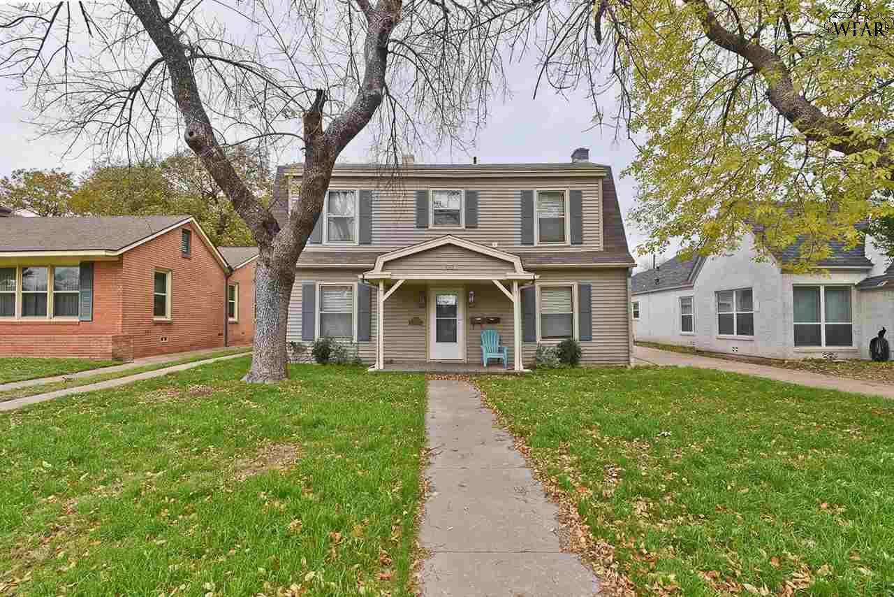 2002 Speedway Avenue - Photo 1