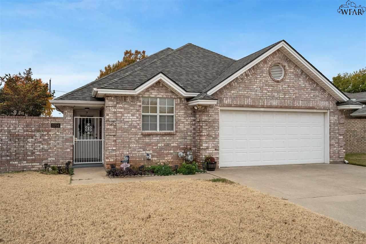 3704 Alexandria Street - Photo 1