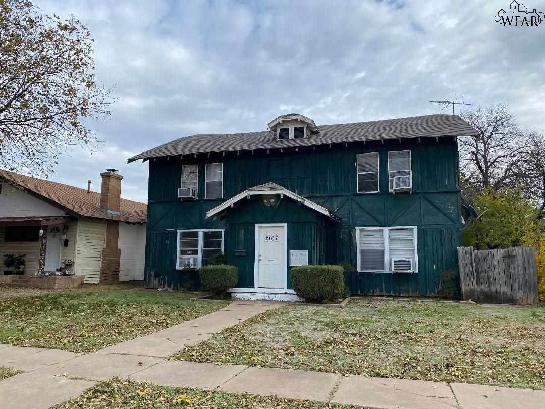 2107 Taft Street - Photo 1
