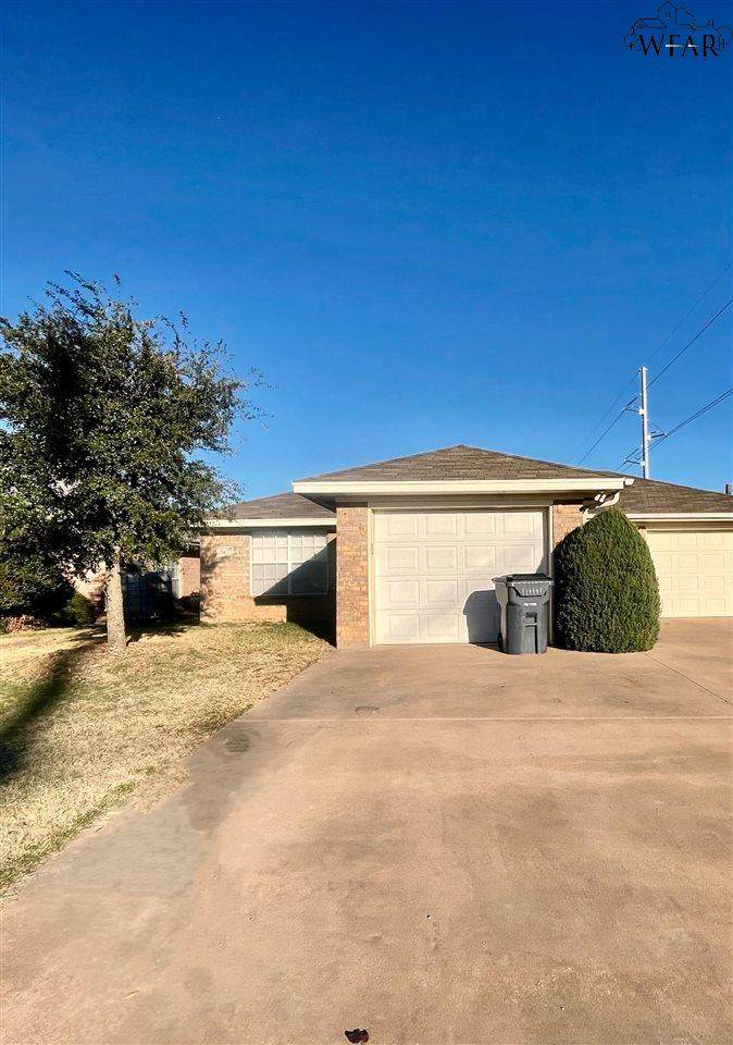 5427 Ricci Street - Photo 1
