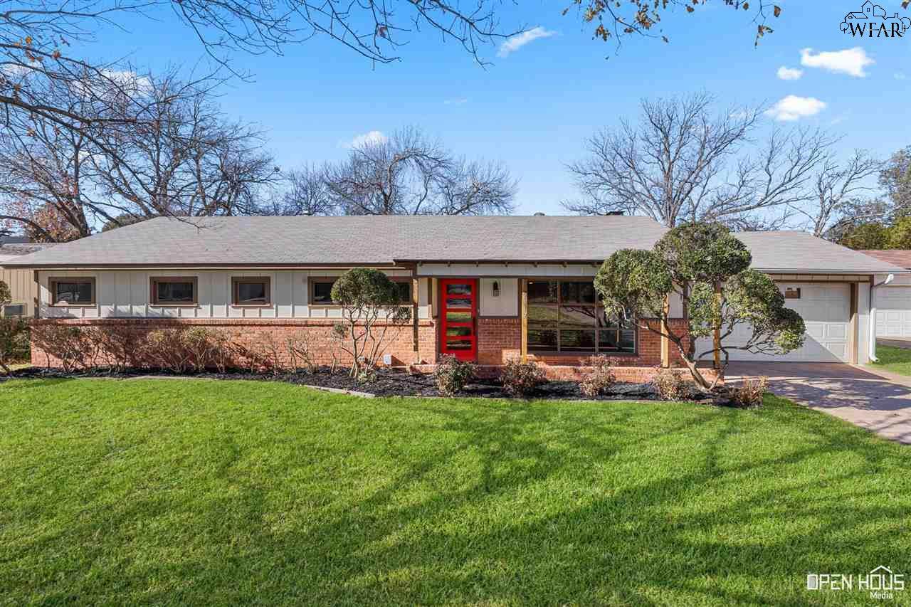 4612 Lake Park Drive - Photo 1