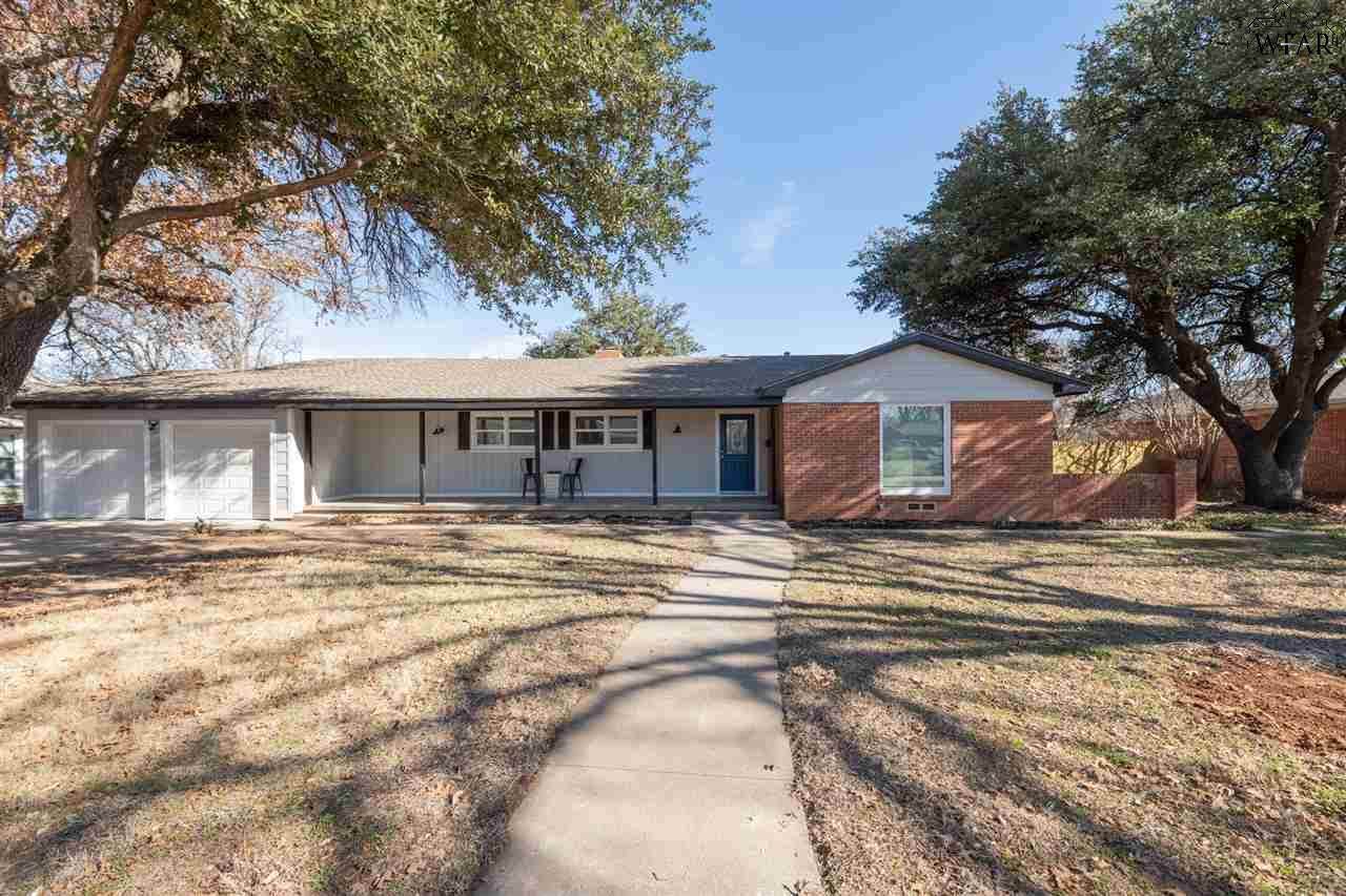 4713 Alamo Drive - Photo 1