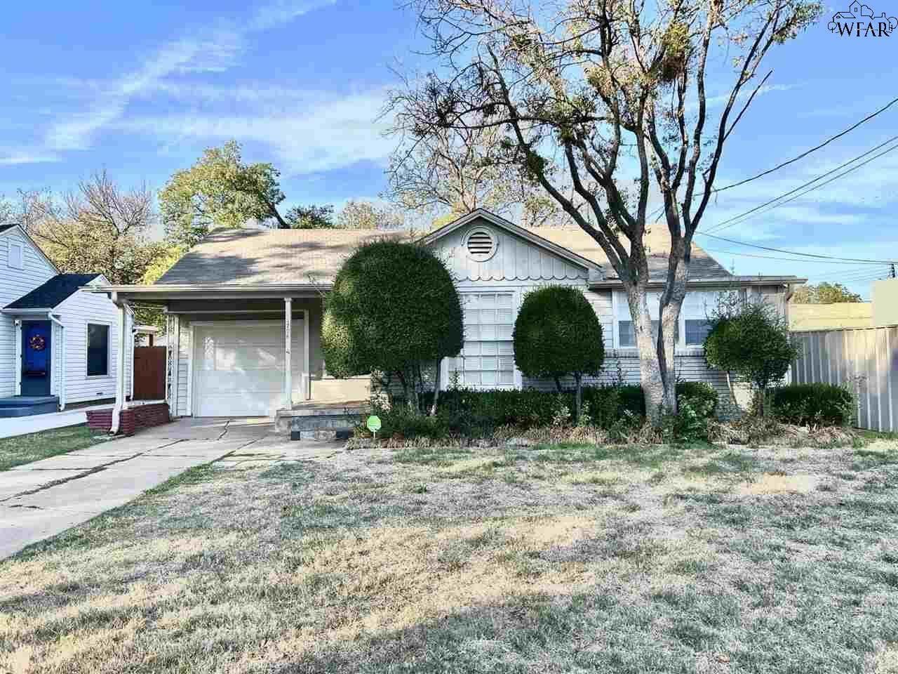 1706 Ardath Avenue - Photo 1