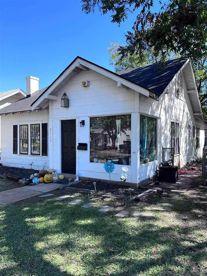 2115 Garfield Street - Photo 1