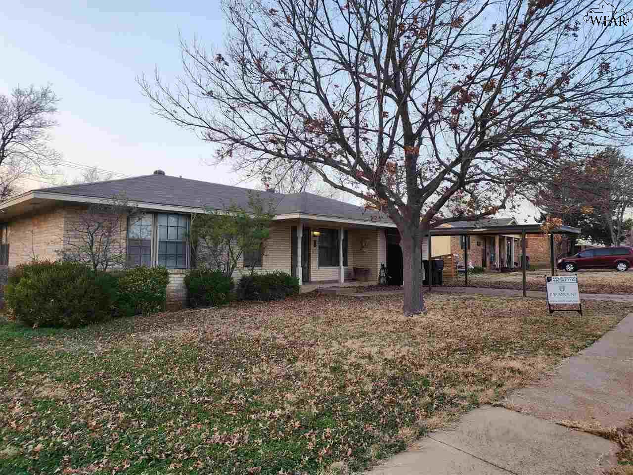 3914 Parker Boulevard - Photo 1