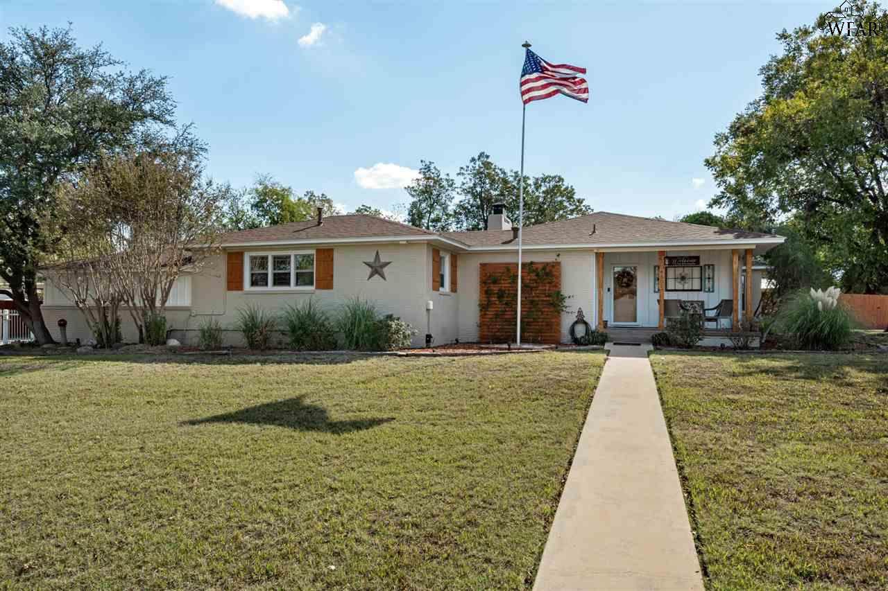 4501 Lake Park Drive - Photo 1