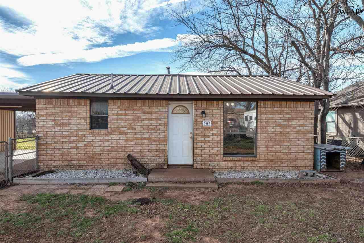307 Pecan - Photo 1