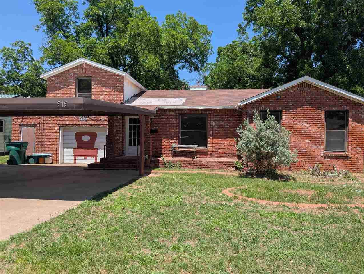 515 Park Street - Photo 1