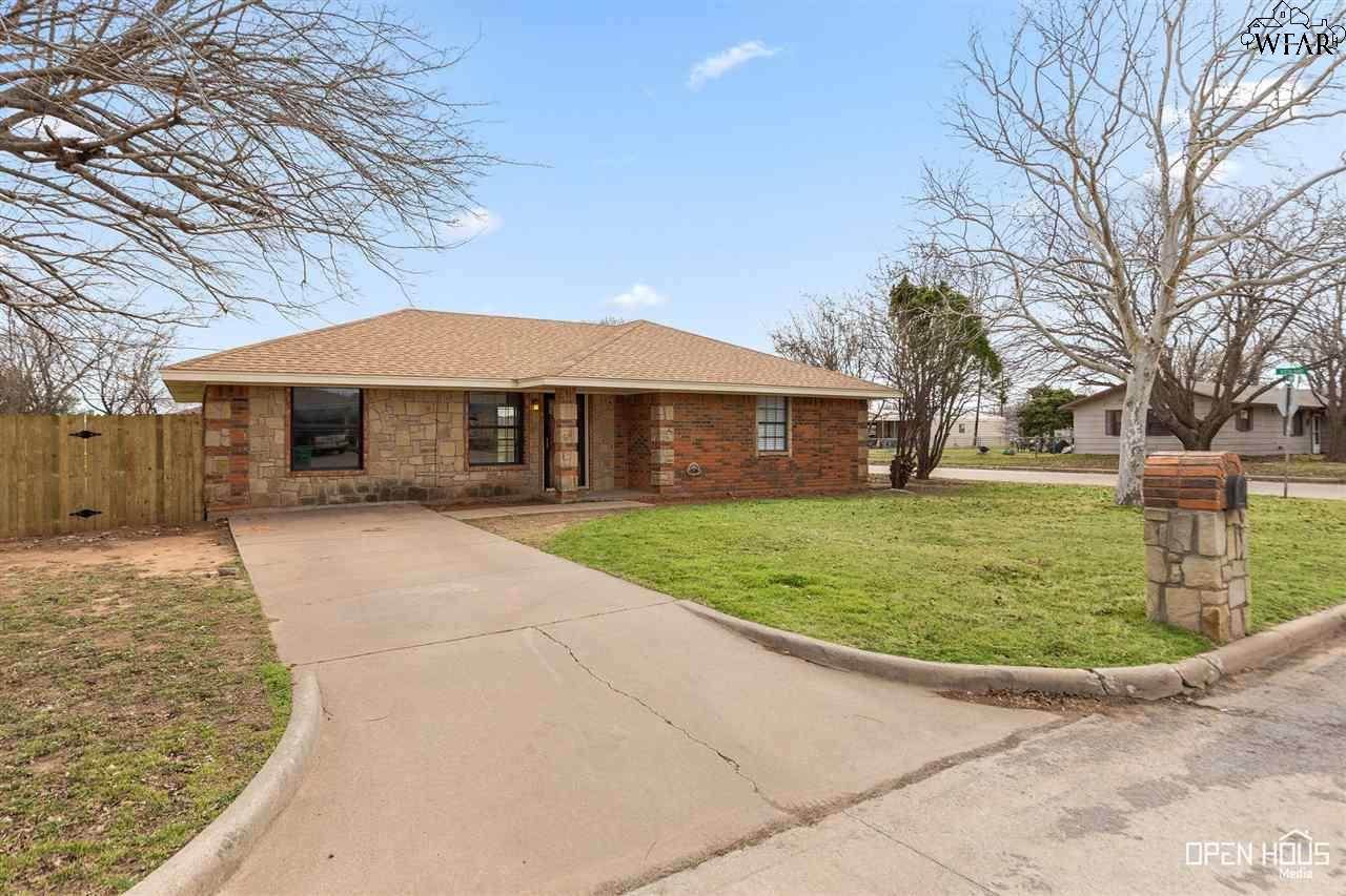 300 Garden Drive - Photo 1