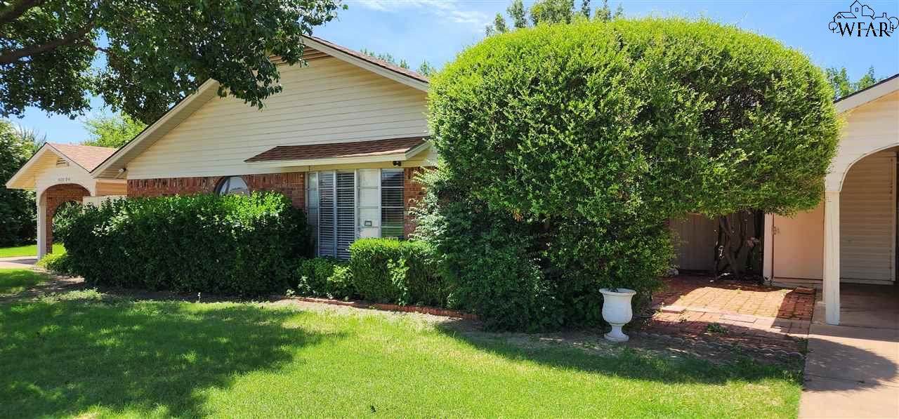 5111 Johnson Road - Photo 1