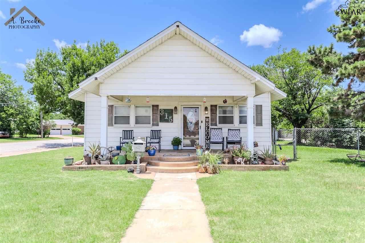 315 Graham Street - Photo 1