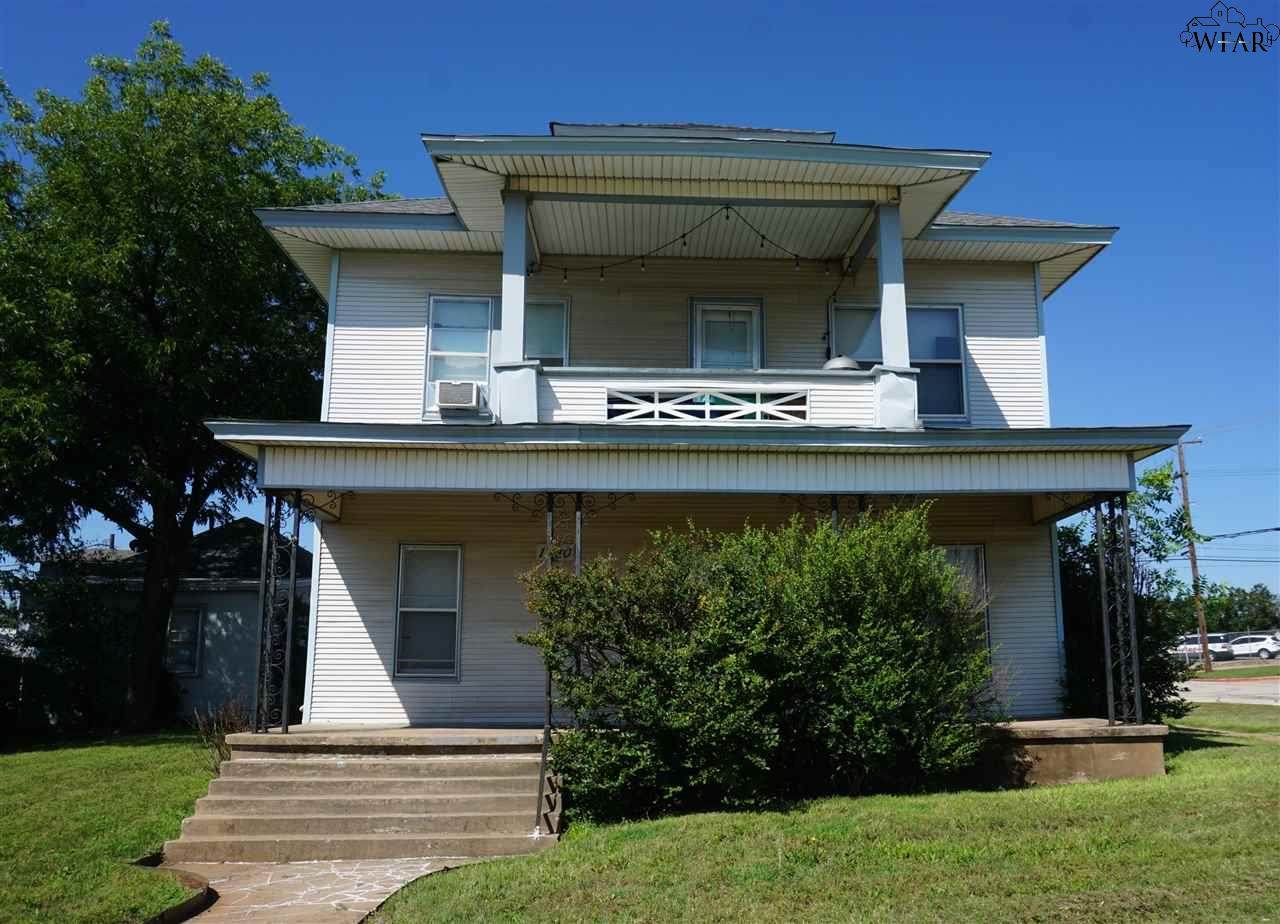 1100 Burnett Street - Photo 1