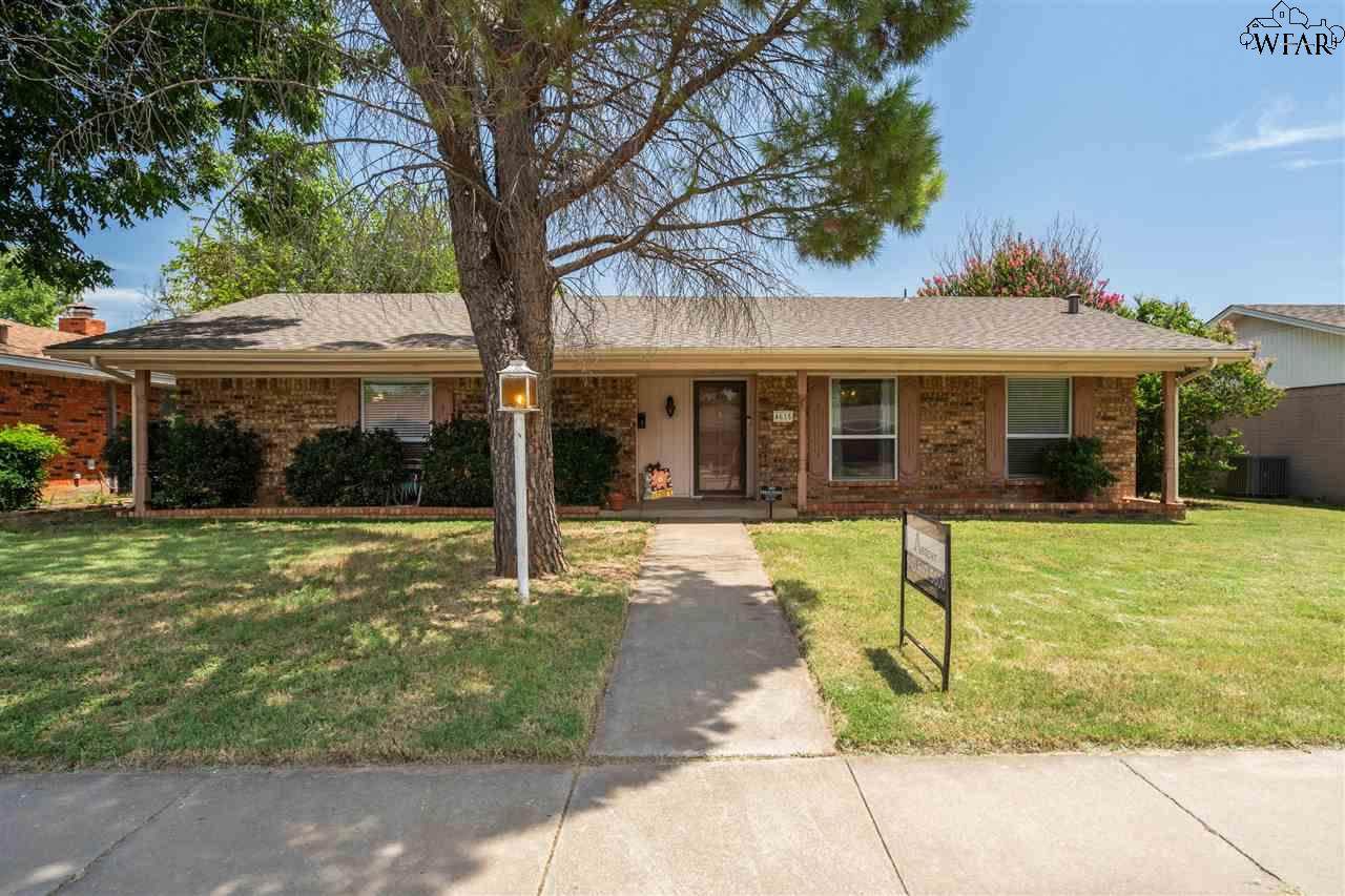 4615 Monterrey Drive - Photo 1