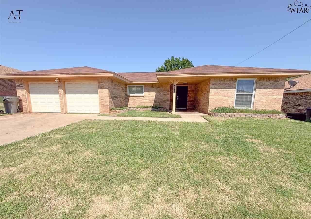 4713 Lois Lane - Photo 1