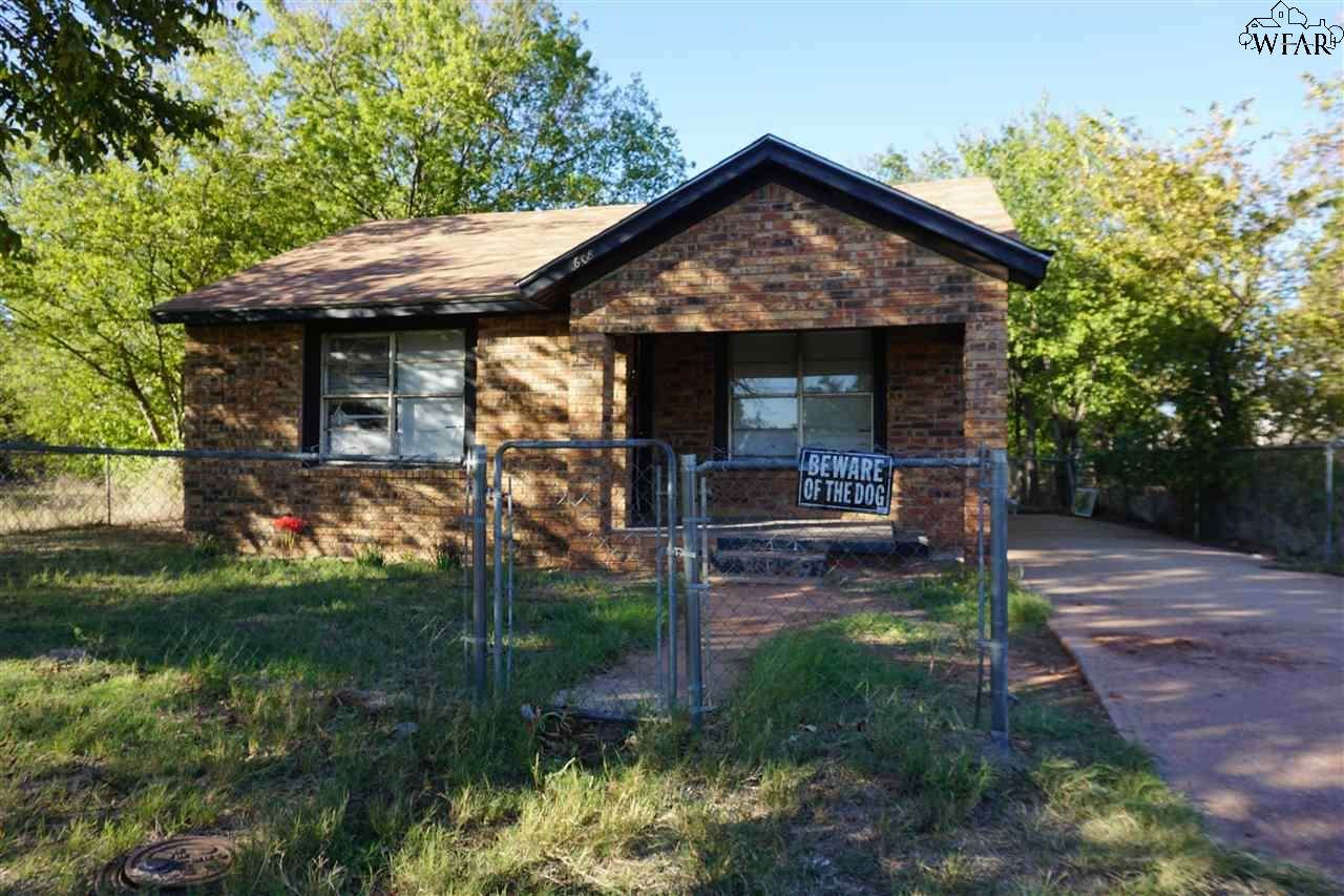 608 Juarez Street - Photo 1