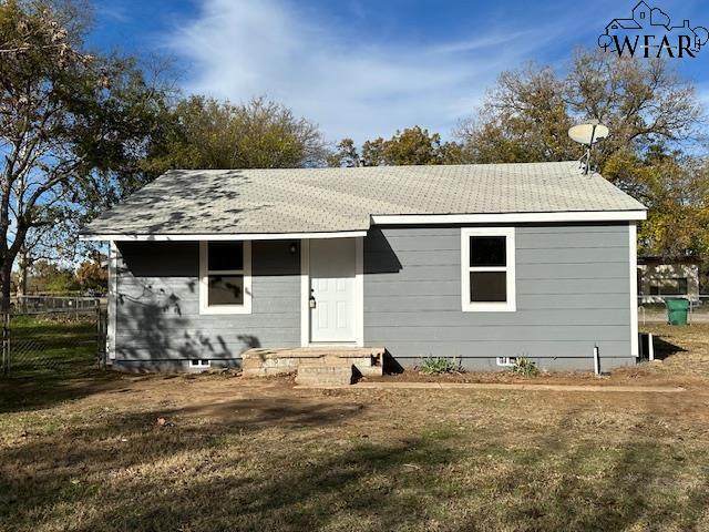 715 College Street - Photo 1