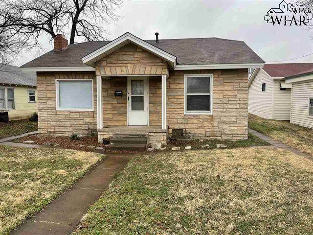 2202 Marshall Street - Photo 1