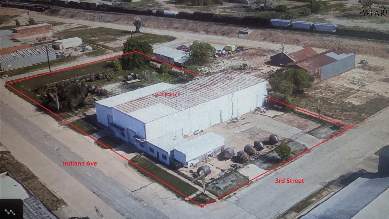 219 Indiana Avenue - Photo 1