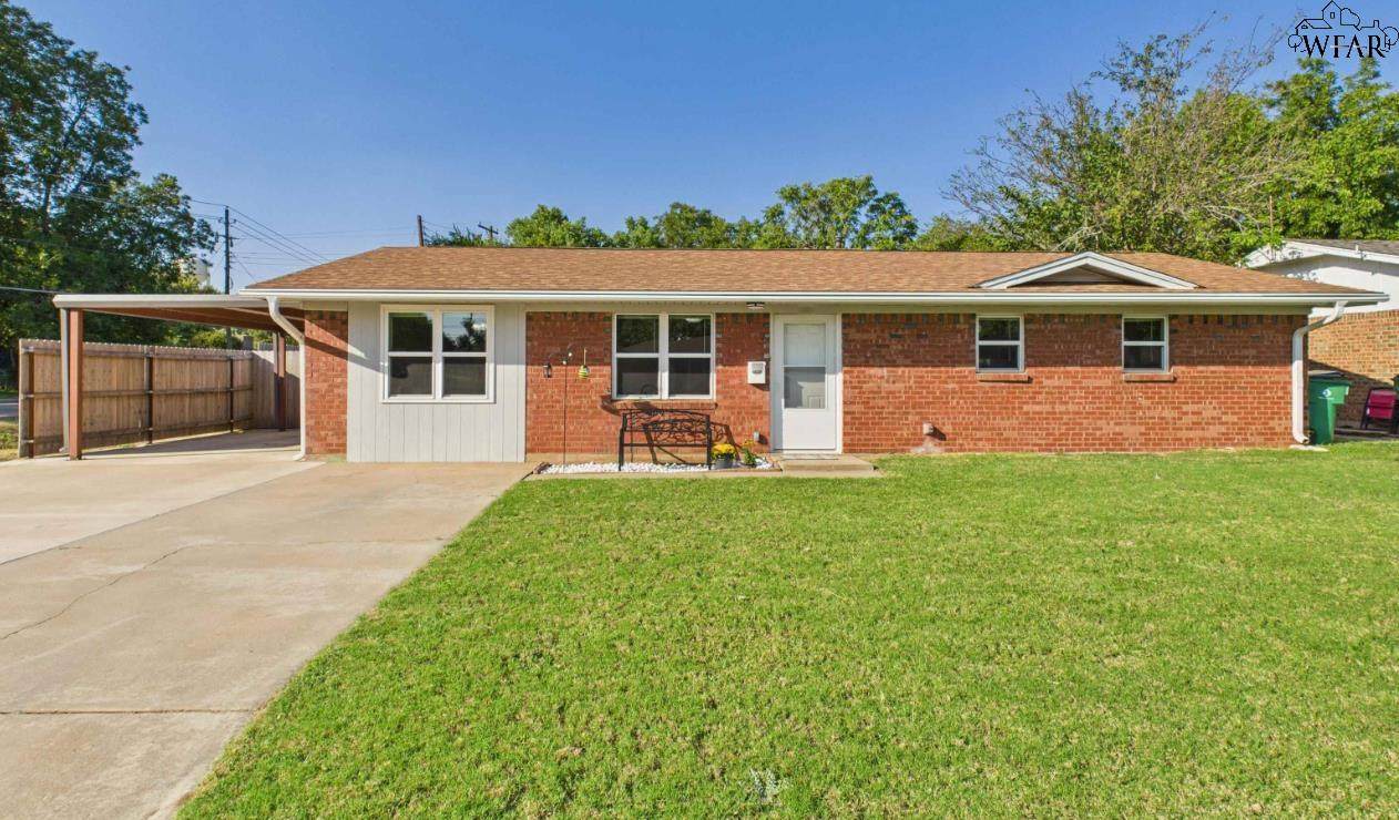 601 Hazel Drive - Photo 1