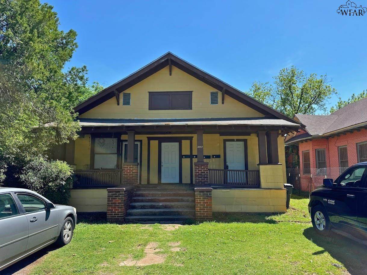 2007 10TH STREET - Photo 1