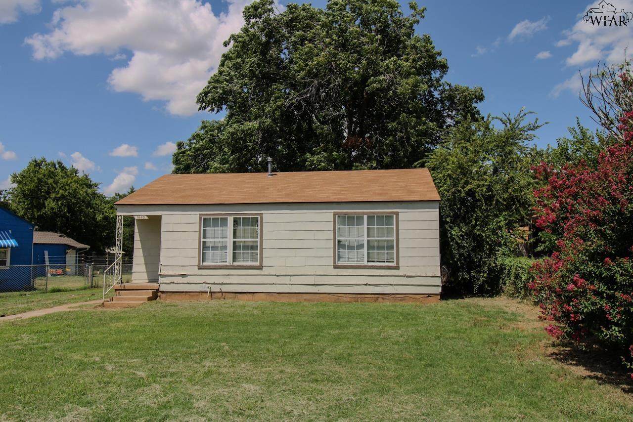 1640 Hawes Avenue - Photo 1