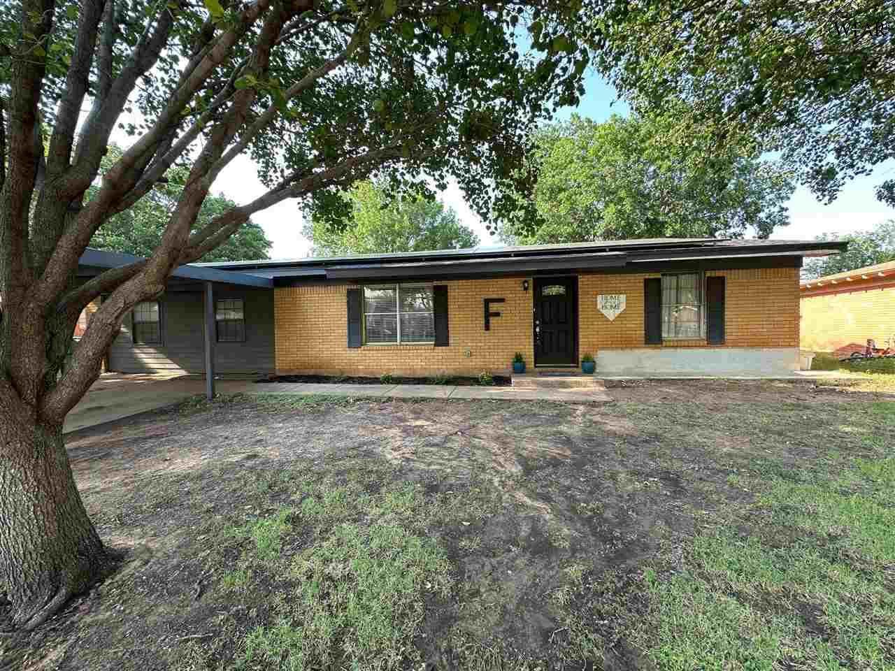 1310 Mary Drive - Photo 1