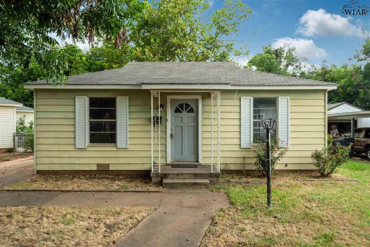 523 Inwood Drive - Photo 1
