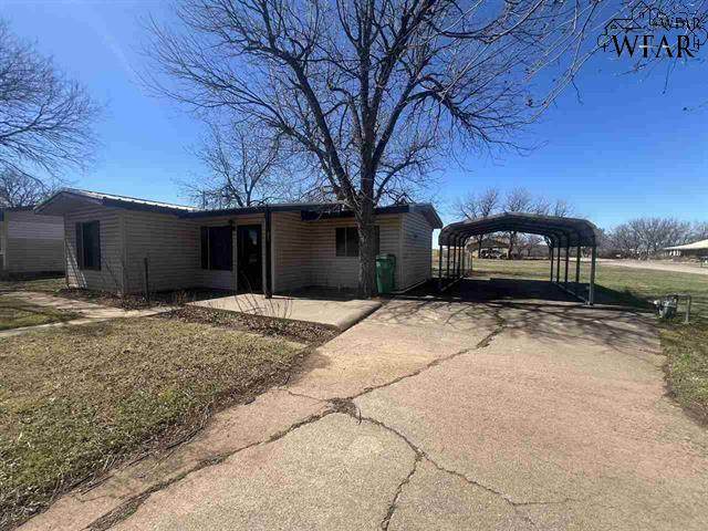 400 Colorado Avenue - Photo 1