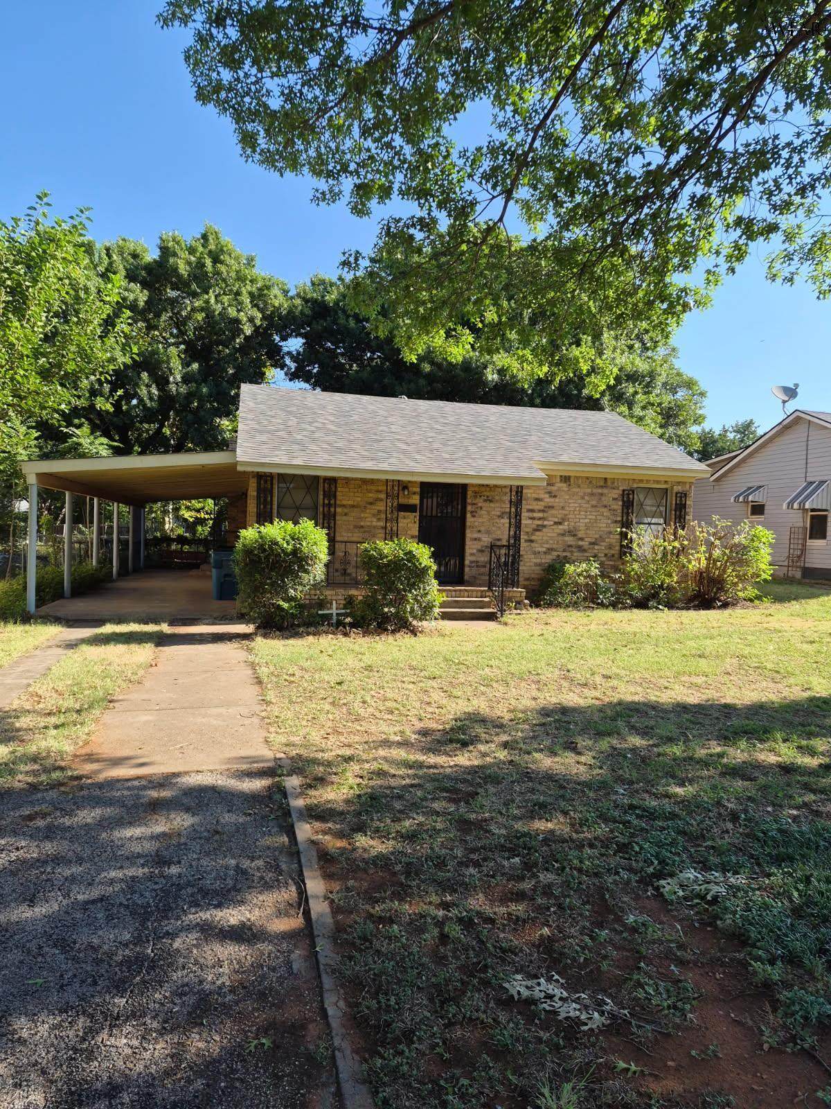 404 Texas Street - Photo 1