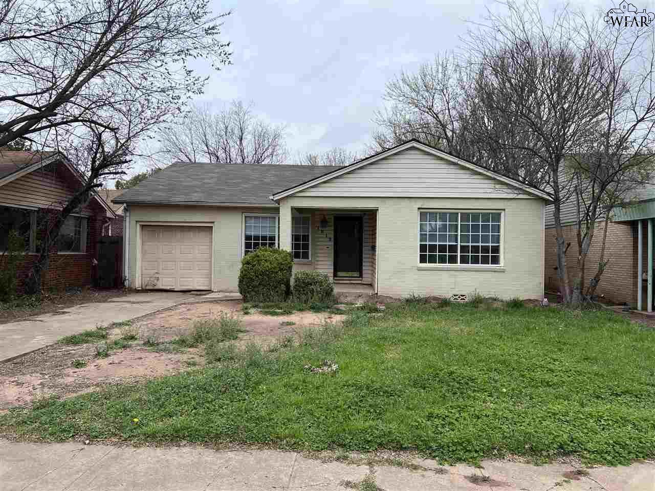 1812 Mcgregor Avenue - Photo 1