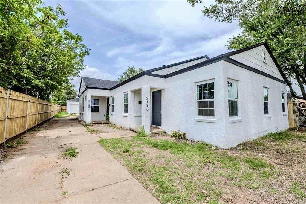 2130 Avenue H - Photo 1